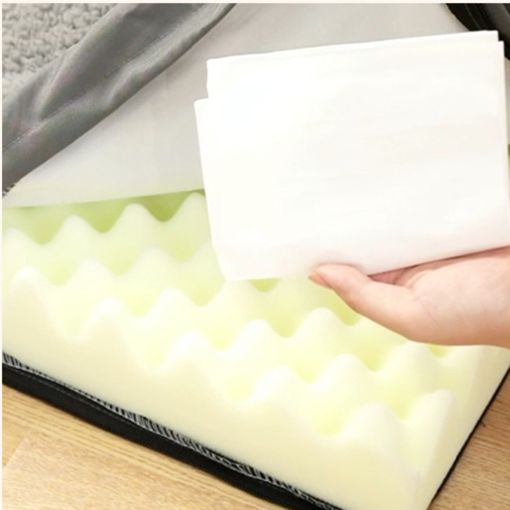 Durable Scratch-Resistant Rose Plush Dog Bed