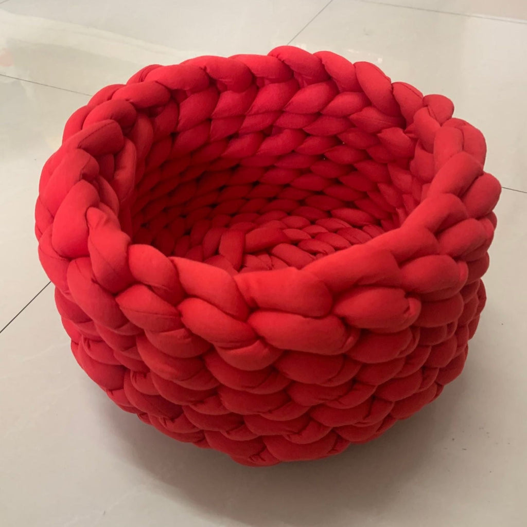 Handmade Knitted Cozy Nest Cat Bed