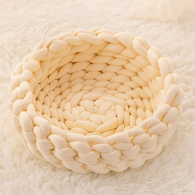 Handmade Knitted Cozy Nest Cat Bed