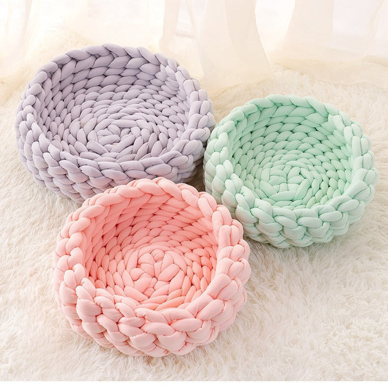 Handmade Knitted Cozy Nest Cat Bed