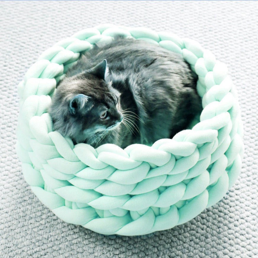 Handmade Knitted Cozy Nest Cat Bed